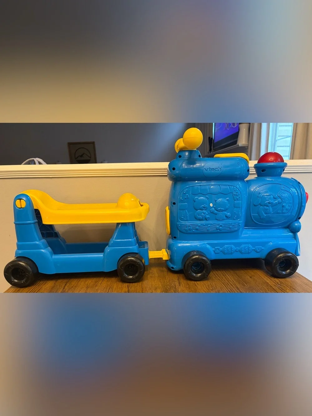 VTech Sit-To-Stand Ultimate Alphabet Train